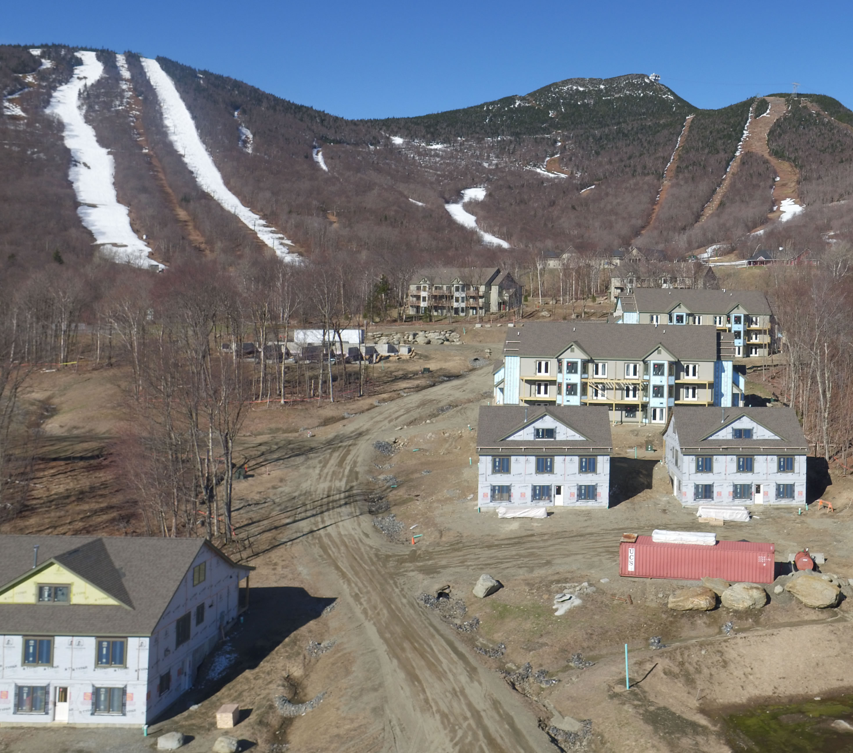 incomplete jay condos